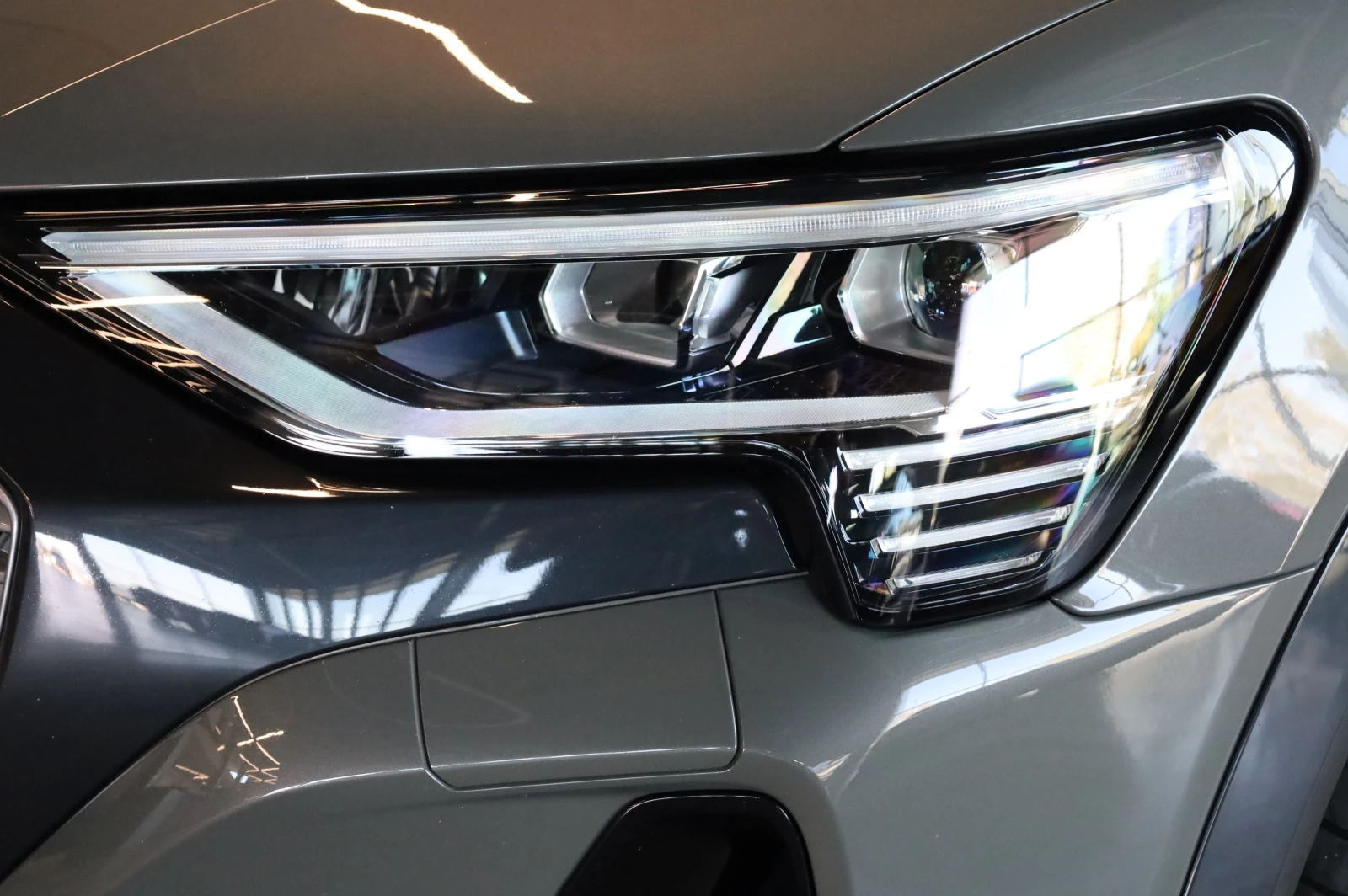 Audi Q8 E-tron 50* 2XS-LINE* FACELIFT* QUATTRO* B&O* , снимка 4 - Автомобили и джипове - 56019951