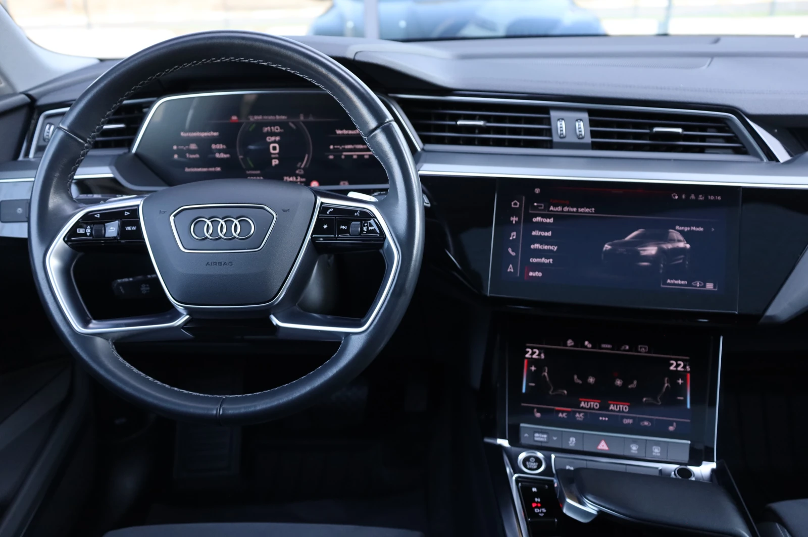 Audi Q8 E-tron 50* 2XS-LINE* FACELIFT* QUATTRO* B&O* , снимка 11 - Автомобили и джипове - 56019951