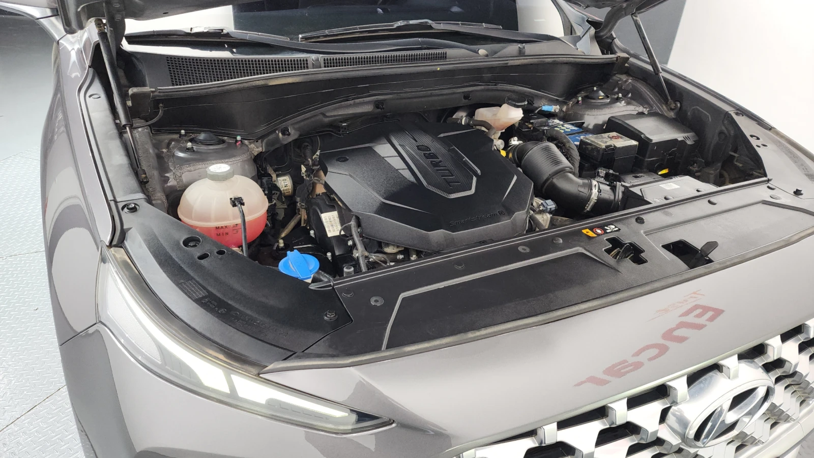 Hyundai Santa fe Diesel 2.2 4WD Prestige autogeorge.com, снимка 9 - Автомобили и джипове - 56128449