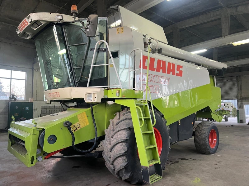 Комбайн Claas  LEXION 450, снимка 3 - Селскостопанска техника - 48663010