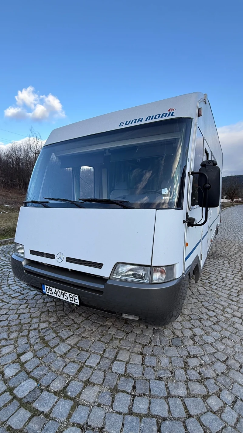 Кемпер Mercedes-Benz Eura Mobil