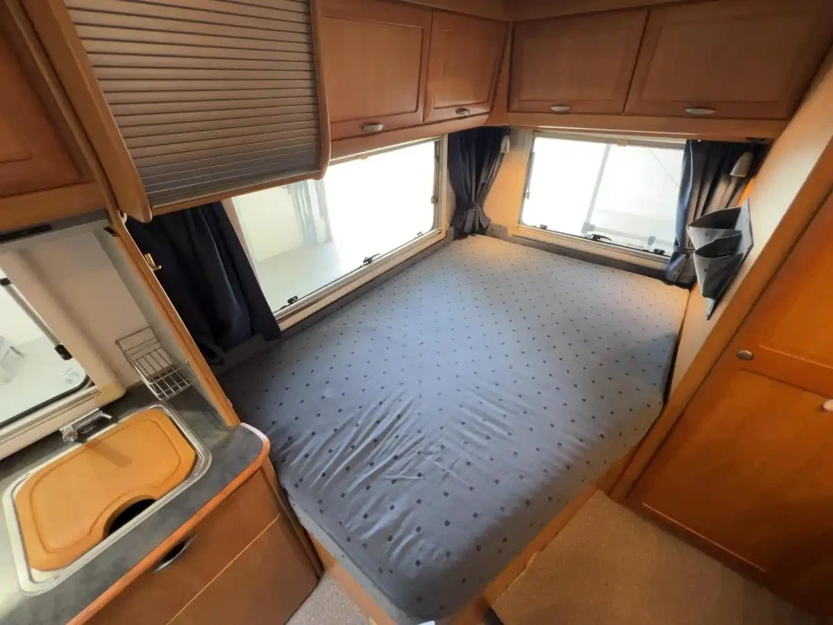 Кемпер HYMER / ERIBA АВТОМАТИК, снимка 9 - Каравани и кемпери - 56125422