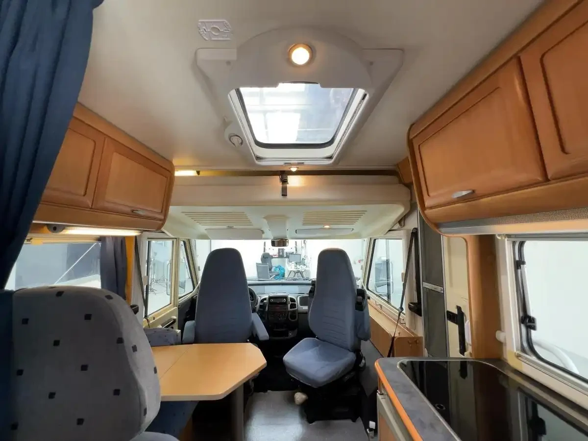 Кемпер HYMER / ERIBA АВТОМАТИК, снимка 7 - Каравани и кемпери - 56125422