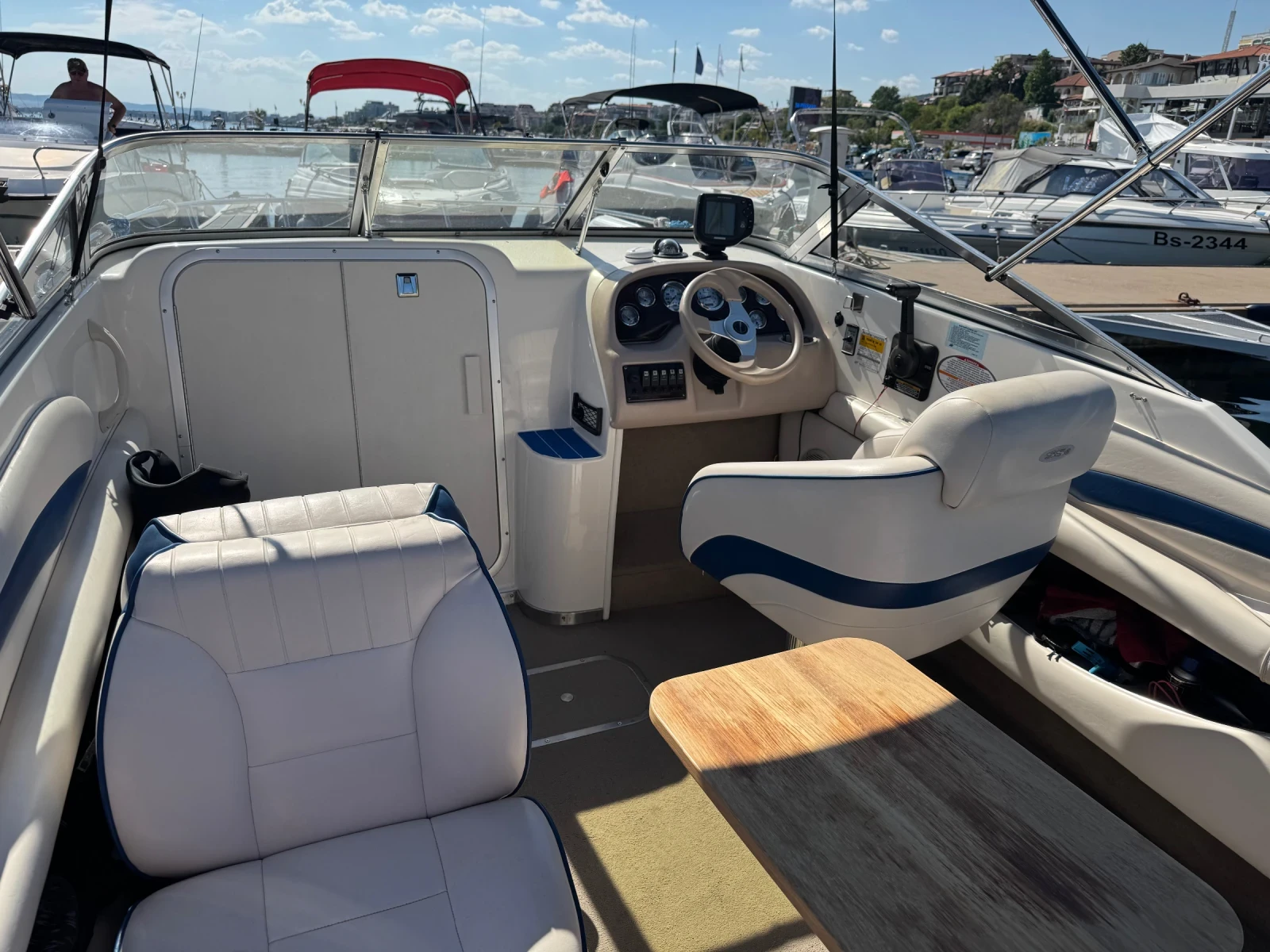 Лодка Bayliner, снимка 5 - Воден транспорт - 55066905