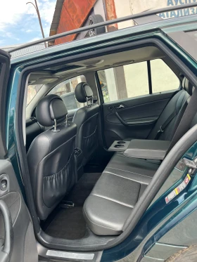 Mercedes-Benz C 180 КОМПРЕСОР//АВТОМАТИК//КОЖА//ГАЗ//НОВ ВНОС, снимка 11