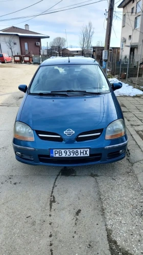  Nissan Almera tino