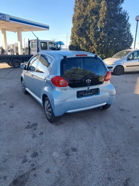 Toyota Aygo 1.0i, снимка 2