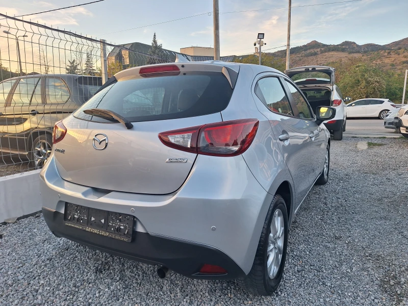 Mazda 2 1.5 D SKYACTIV KATO HOBA , снимка 5 - Автомобили и джипове - 47570942