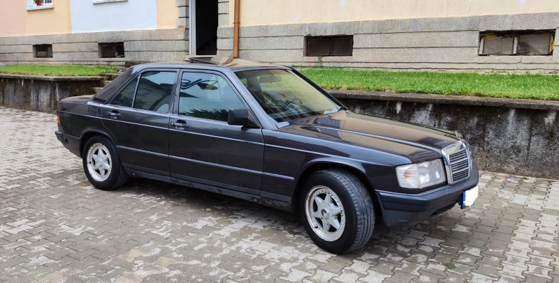 Mercedes-Benz 190 2.3, снимка 2 - Автомобили и джипове - 48012551