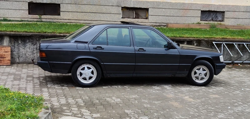 Mercedes-Benz 190 2.3, снимка 14 - Автомобили и джипове - 48012551