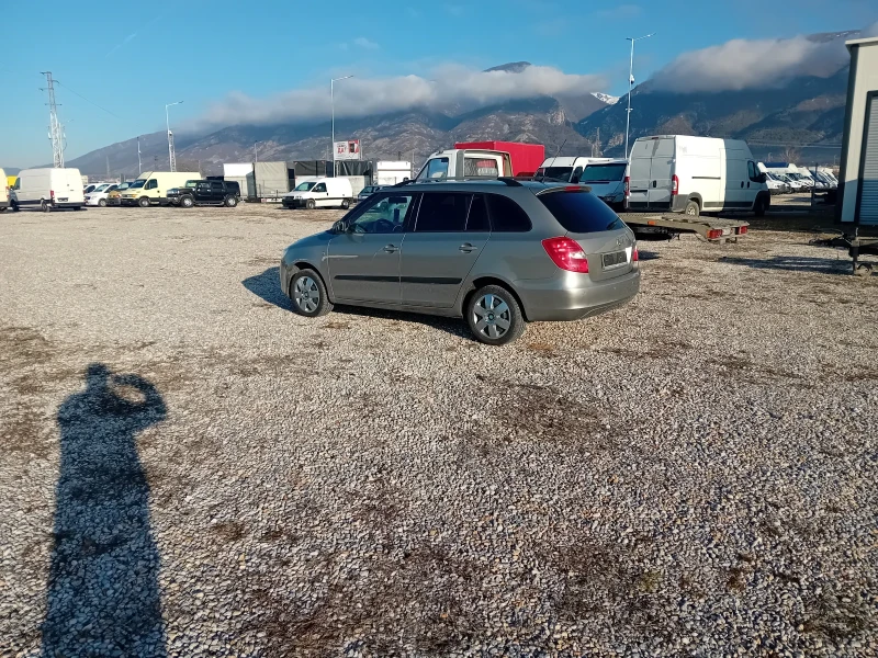 Skoda Fabia 1.6 105k.s Klimatik, снимка 7 - Автомобили и джипове - 48131593