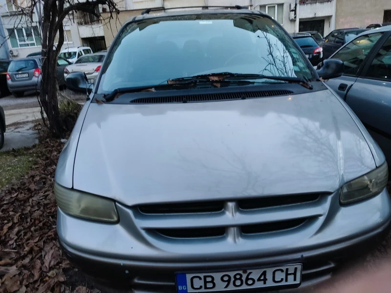 Chrysler Voyager 2.4, снимка 8 - Автомобили и джипове - 49048174