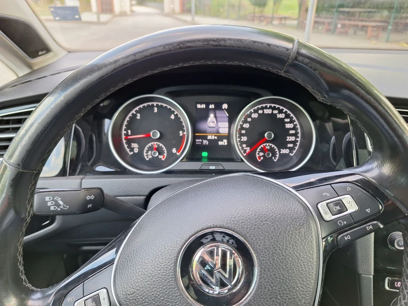 VW Golf Variant 2.0TDI ПАНОРАМА , снимка 5 - Автомобили и джипове - 49245346