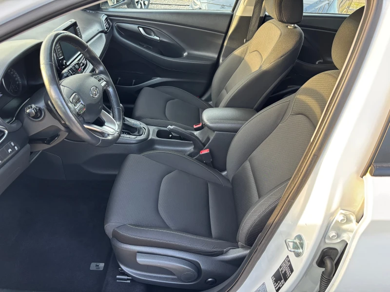 Hyundai I30 1.4 i, снимка 7 - Автомобили и джипове - 49598754