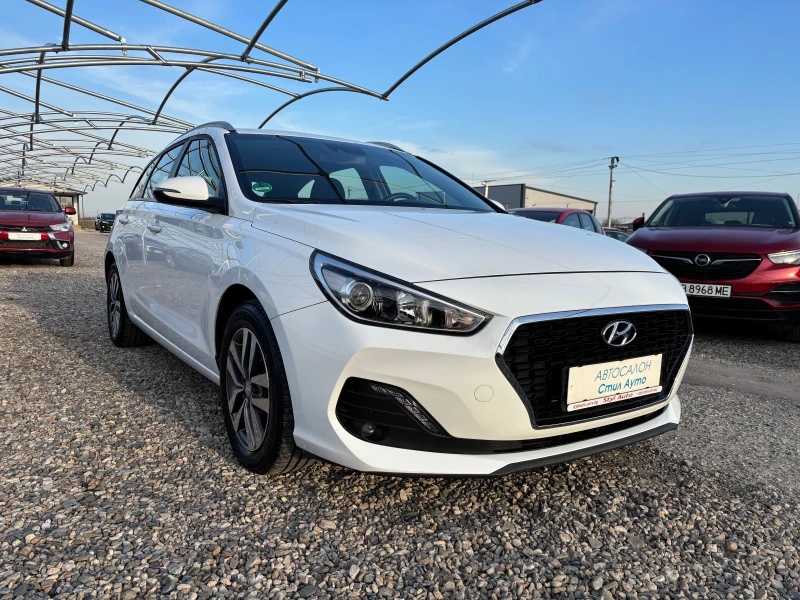 Hyundai I30 1.4 i, снимка 3 - Автомобили и джипове - 49598754