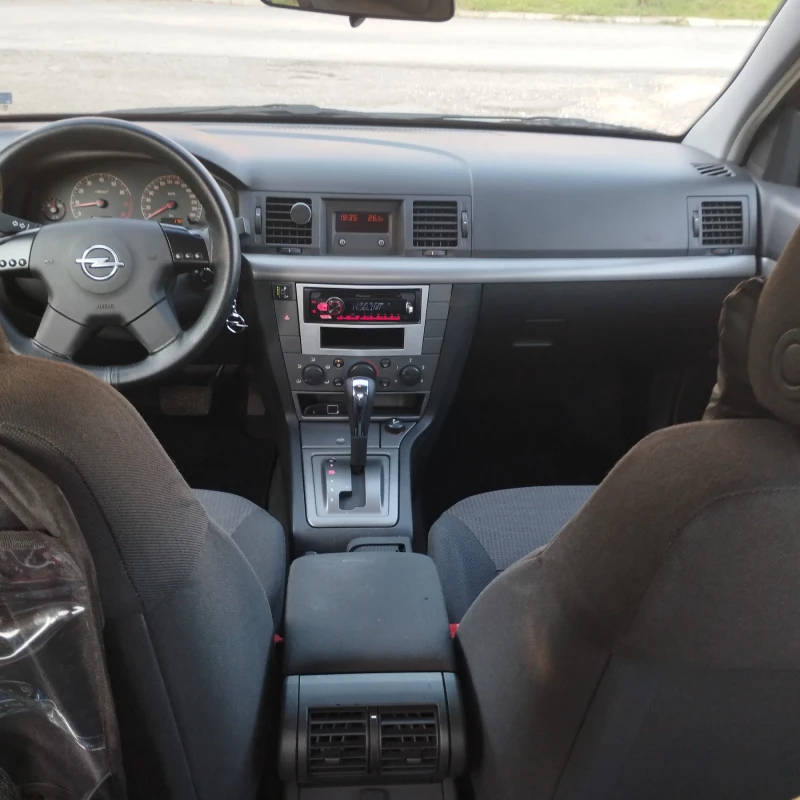 Opel Vectra C LPG, снимка 9 - Автомобили и джипове - 52910547