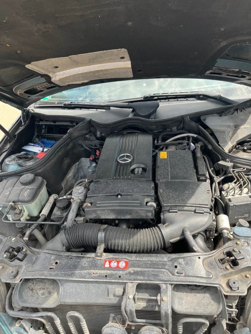 Mercedes-Benz C 180 КОМПРЕСОР//АВТОМАТИК//КОЖА//ГАЗ//НОВ ВНОС, снимка 15 - Автомобили и джипове - 51454561