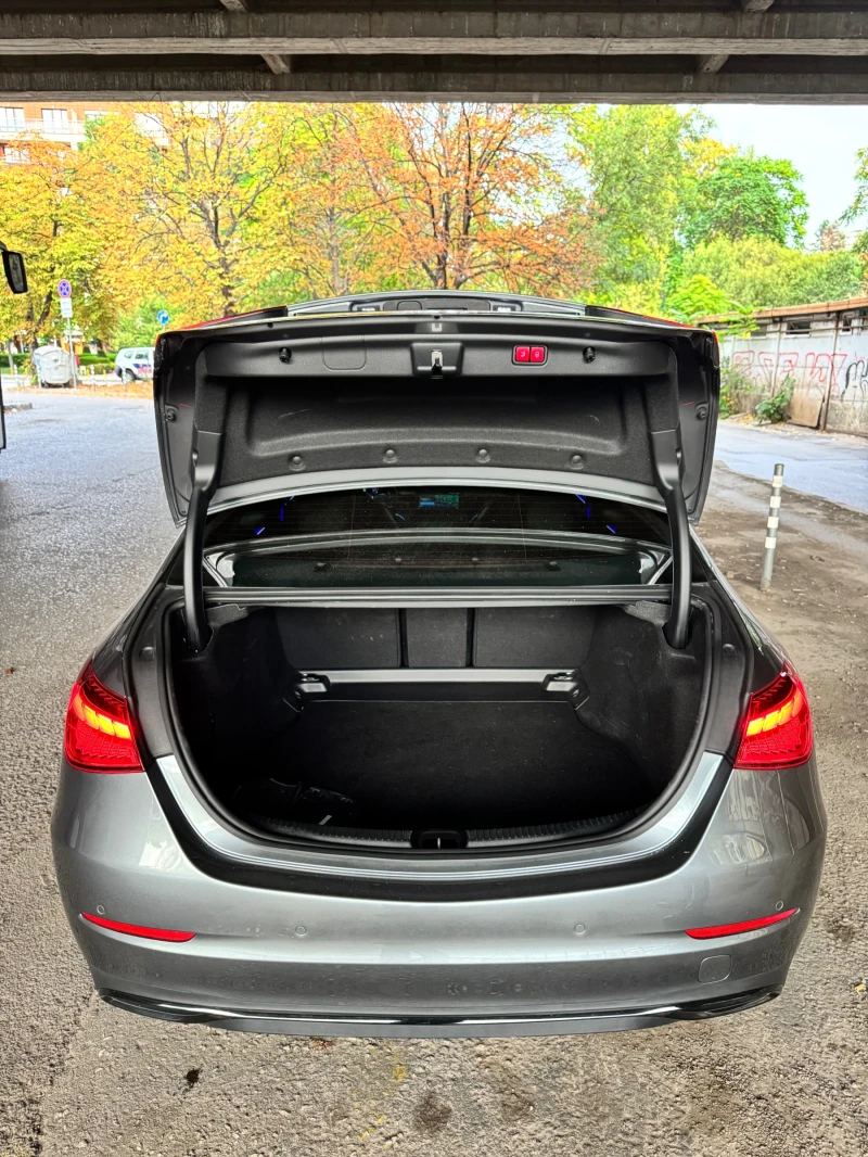 Mercedes-Benz C 300, снимка 12 - Автомобили и джипове - 52641448