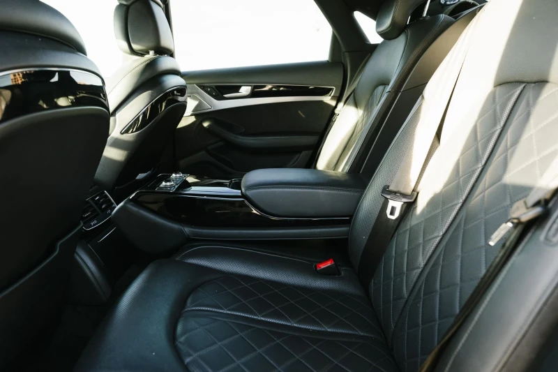 Audi A8 А8 4.2TDI MATRIX, снимка 17 - Автомобили и джипове - 52250118