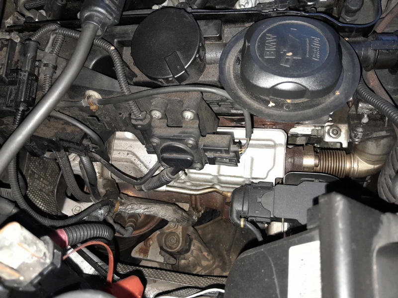 BMW 320 2.0D, снимка 14 - Автомобили и джипове - 52520416