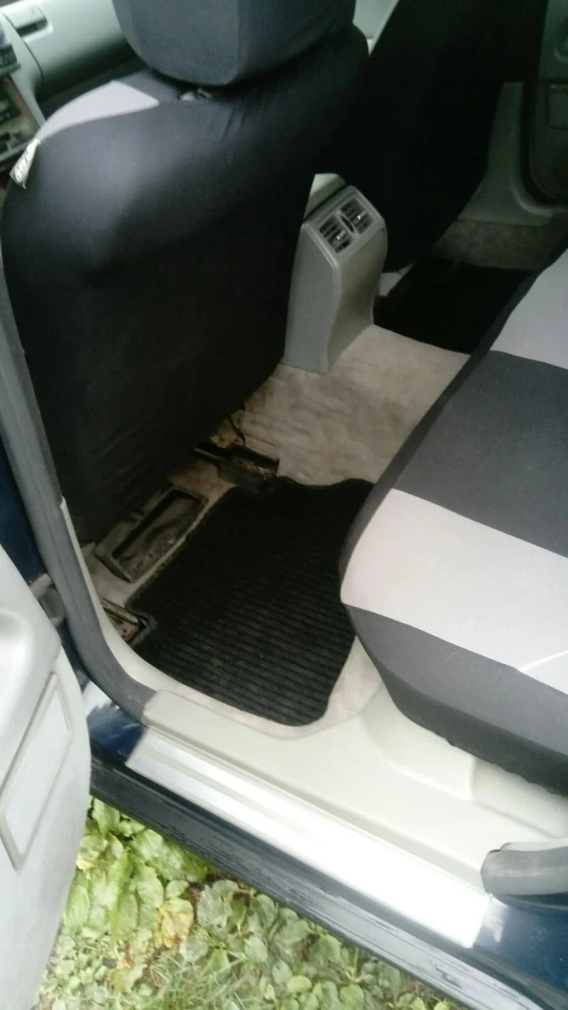 Mercedes-Benz E 290 Elegance, снимка 8 - Автомобили и джипове - 52927572