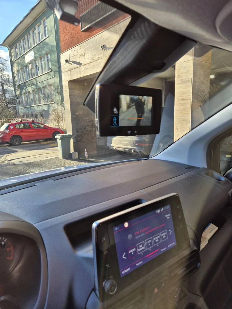 Peugeot Partner, снимка 9 - Автомобили и джипове - 53149291