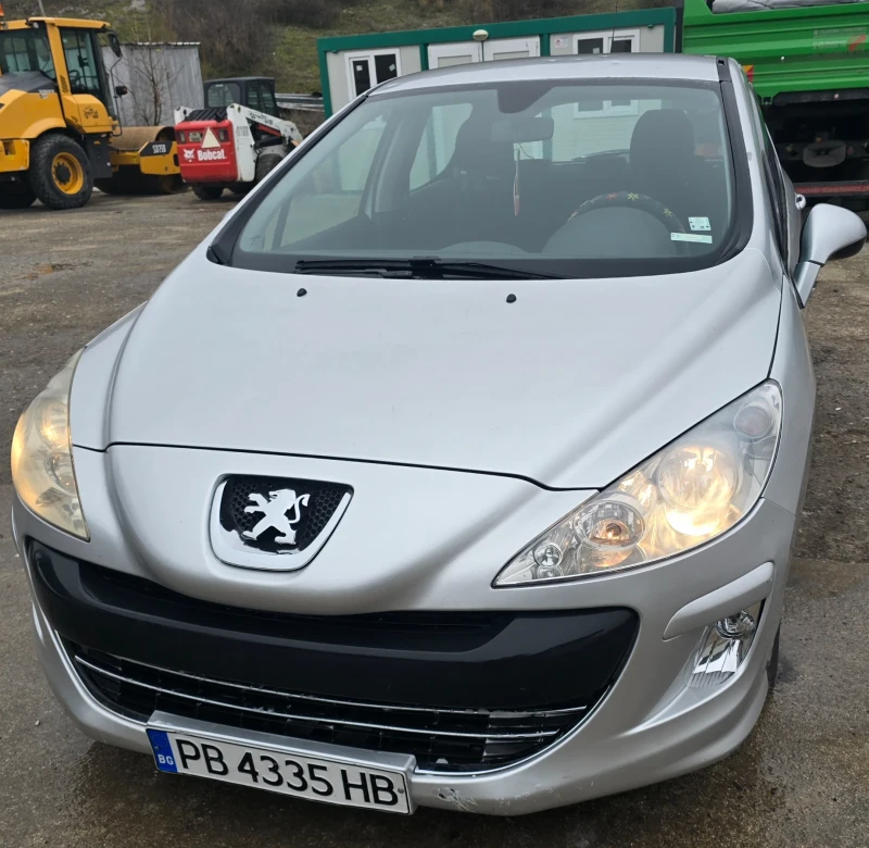 Peugeot 308 1.6 HDI, снимка 8 - Автомобили и джипове - 53200979