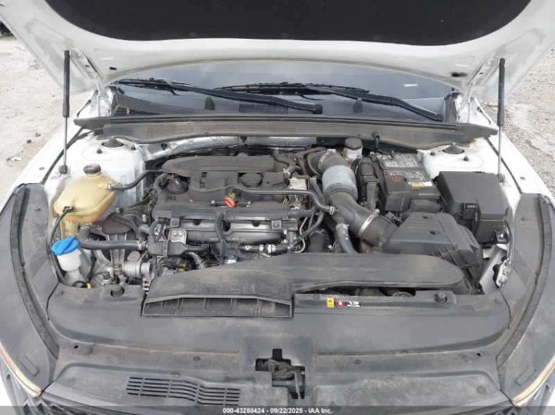 Kia K5 1.6l Gt-Line, снимка 10 - Автомобили и джипове - 53238261