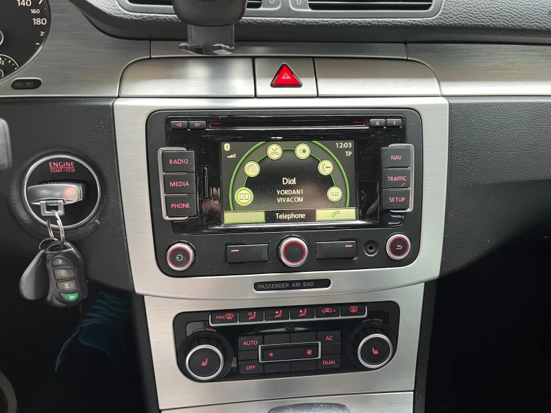 VW Passat 2.0 TDI Common Rail, снимка 13 - Автомобили и джипове - 53305620