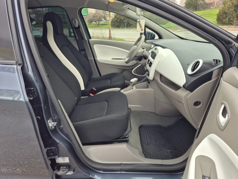 Renault Zoe 41 KWh, снимка 9 - Автомобили и джипове - 53561372