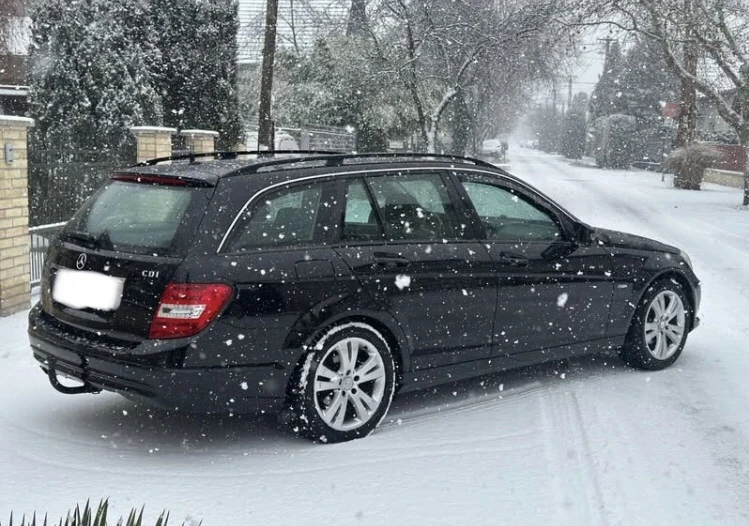 Mercedes-Benz C 200 2.2CDI FACELIFT, снимка 3 - Автомобили и джипове - 48699509