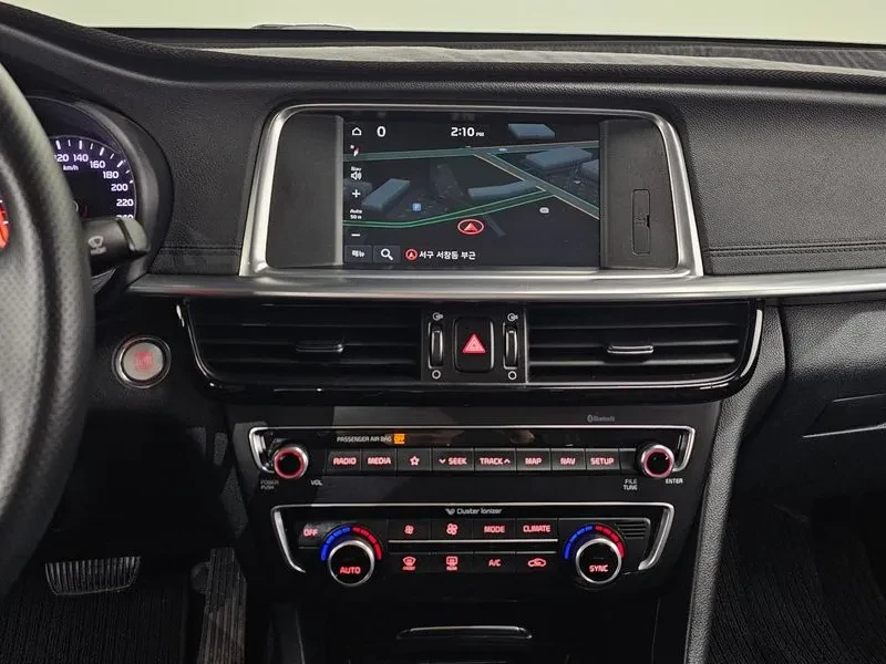 Kia K5 Generation 2.0 Noblesse, снимка 14 - Автомобили и джипове - 56310650