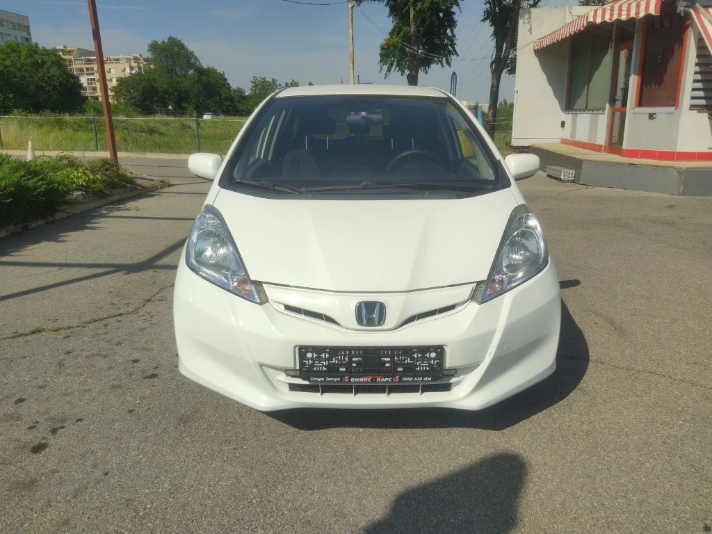 Honda Jazz 1, 3 i-HIBRID F1 SWISS - изображение 8