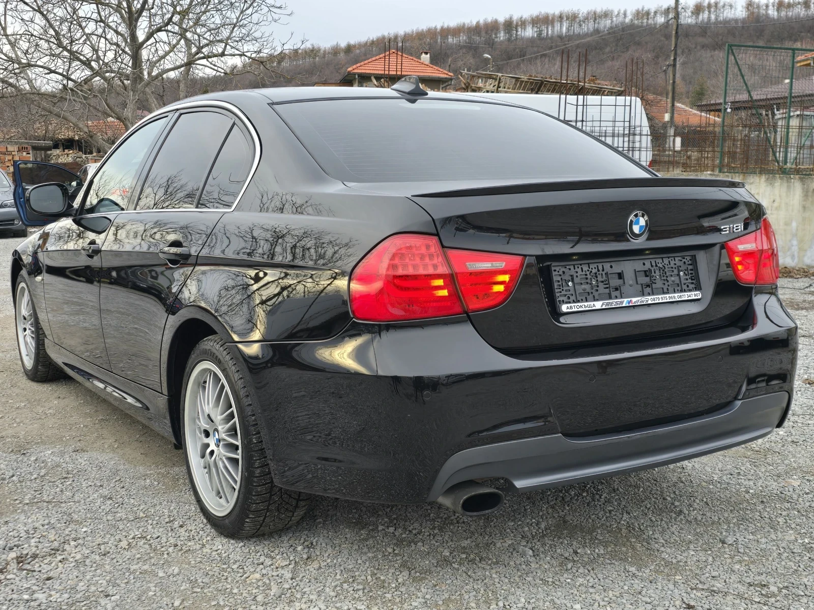 BMW 318 i 143 К.С. ФЕЙС / М-ПАКЕТ / ХАРМАН КАРДОН / НАВИ - изображение 3