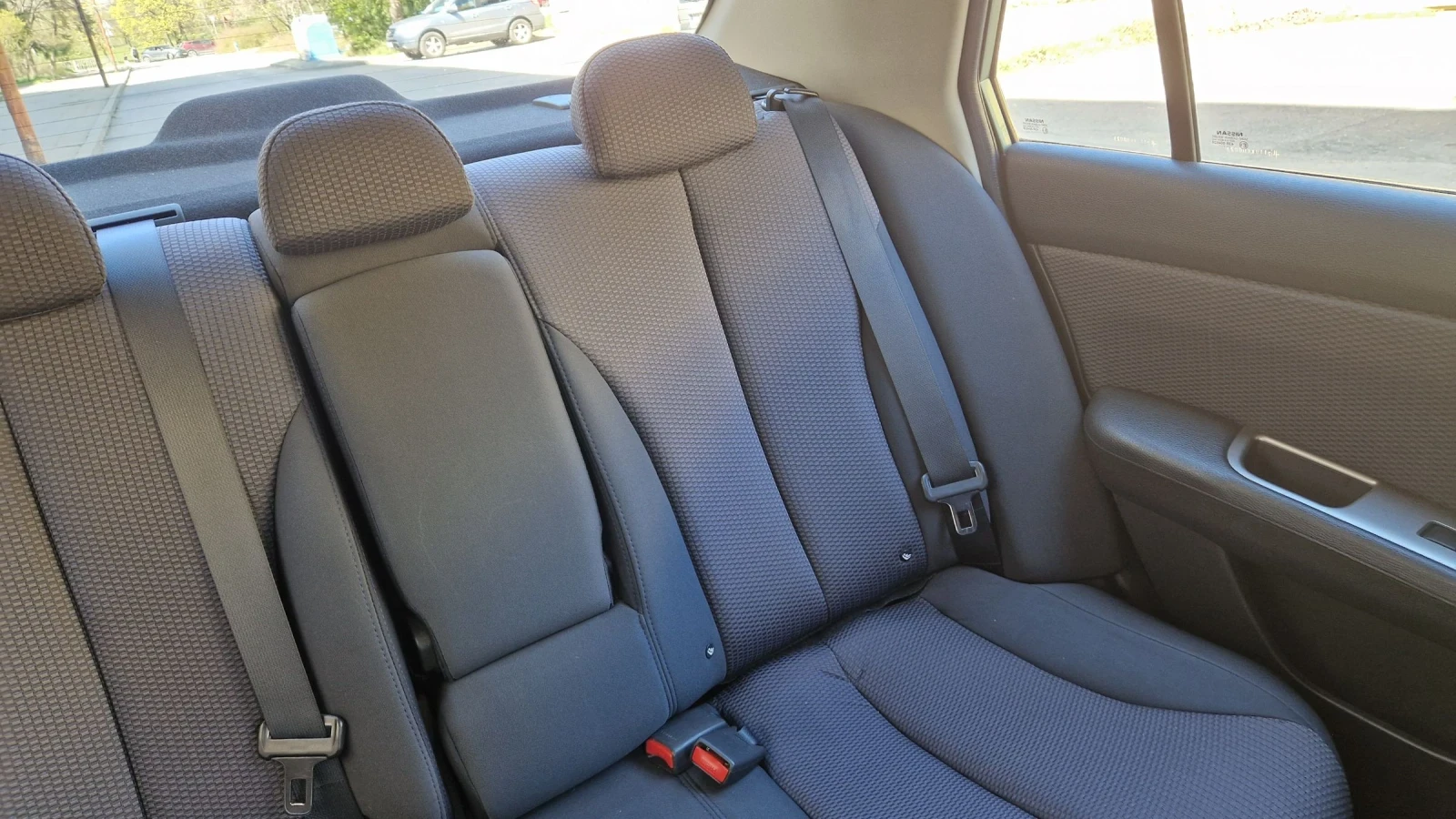 Nissan Tiida 1.6 C11 Sedan - изображение 8