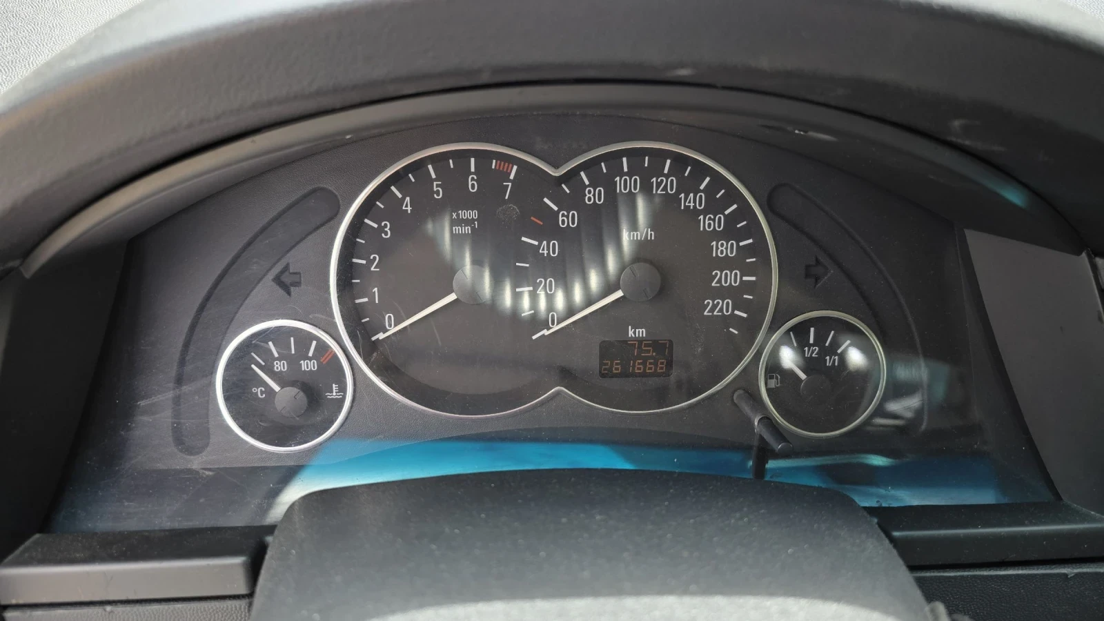 Opel Meriva 1.6 - изображение 7