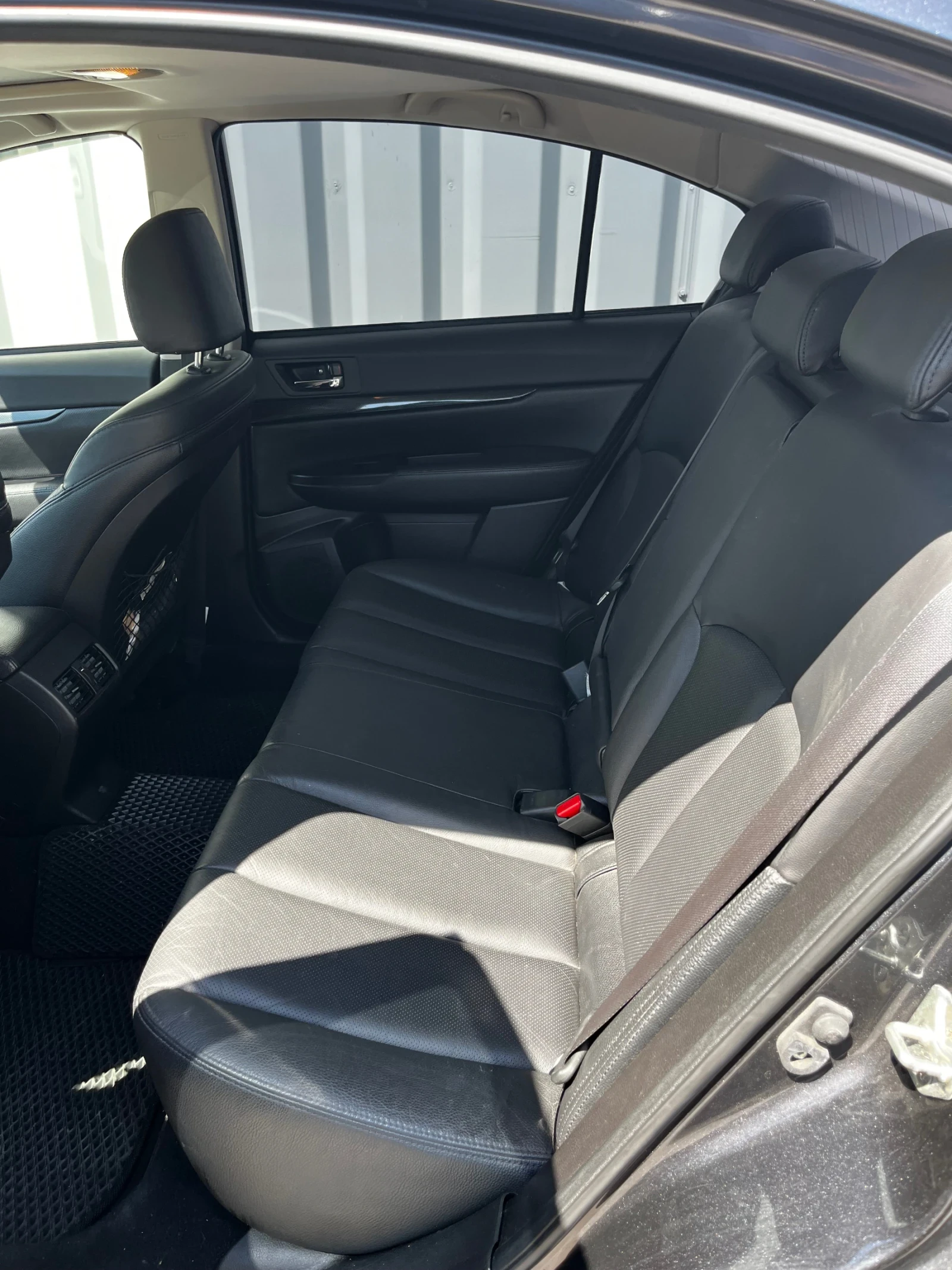 Subaru Legacy 2.5GT - изображение 8