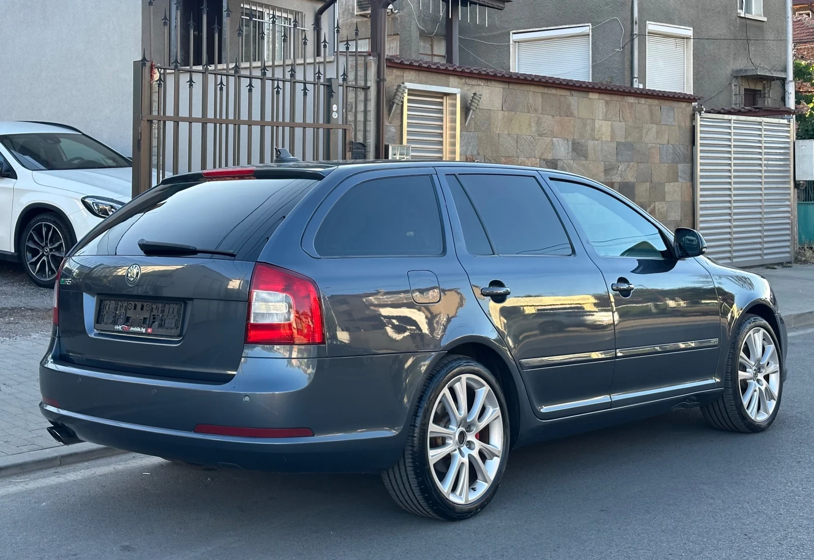 Skoda Octavia 2.0 VRS /Автоматик/Навигация/Нов внос Швейцария - изображение 3