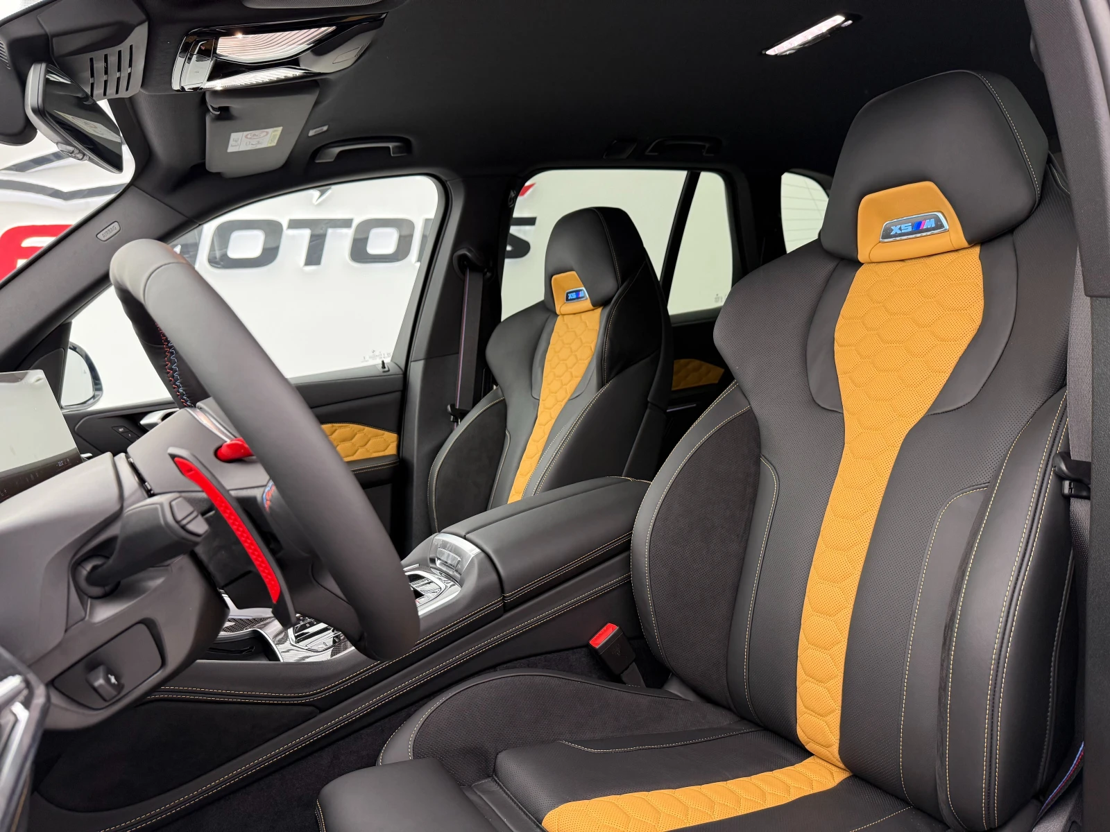 BMW X5M Competition - изображение 9