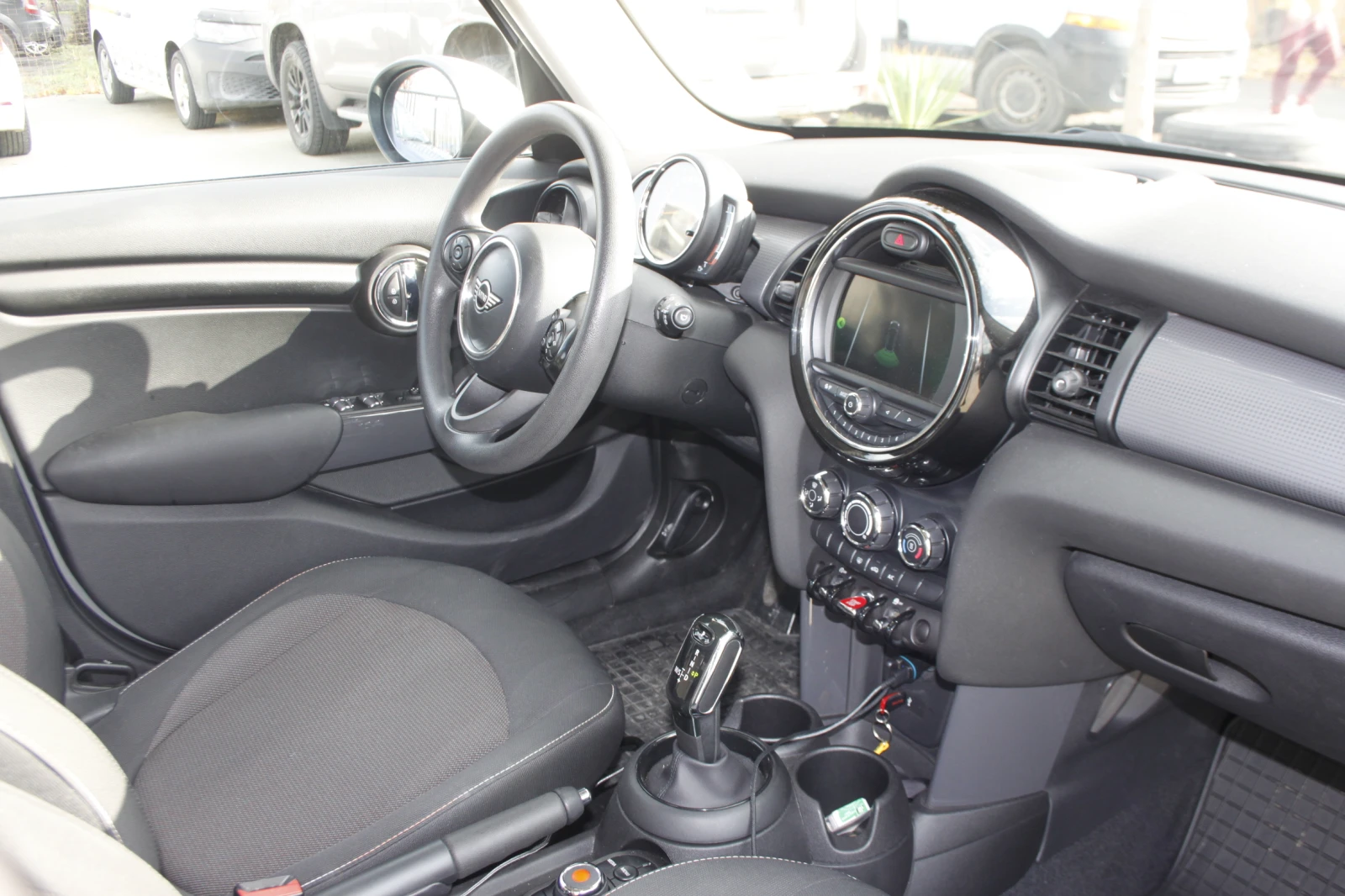 Mini Cooper 1.5i 35хил км.  - изображение 9