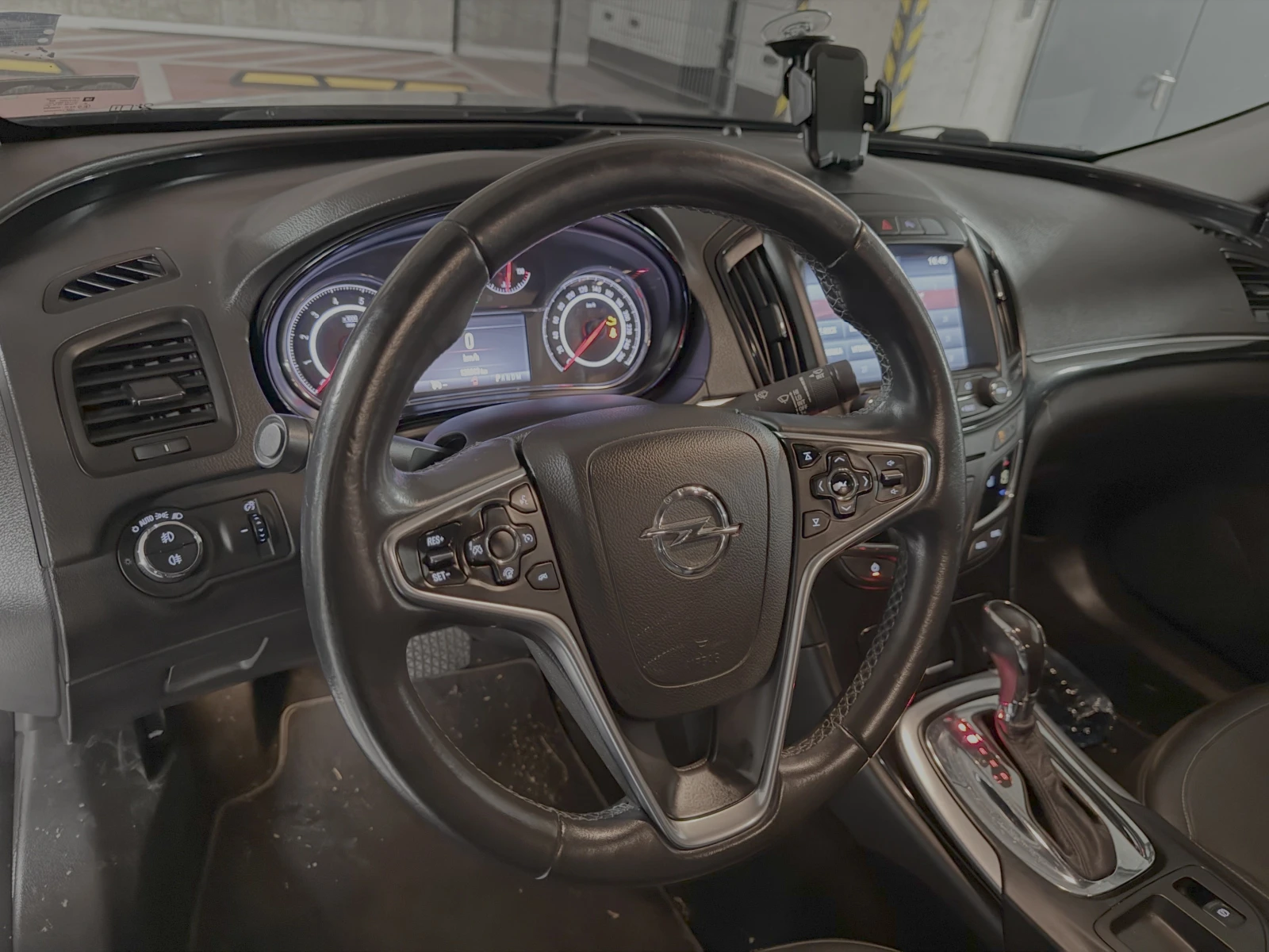 Opel Insignia biTurbo, снимка 7 - Автомобили и джипове - 53513105