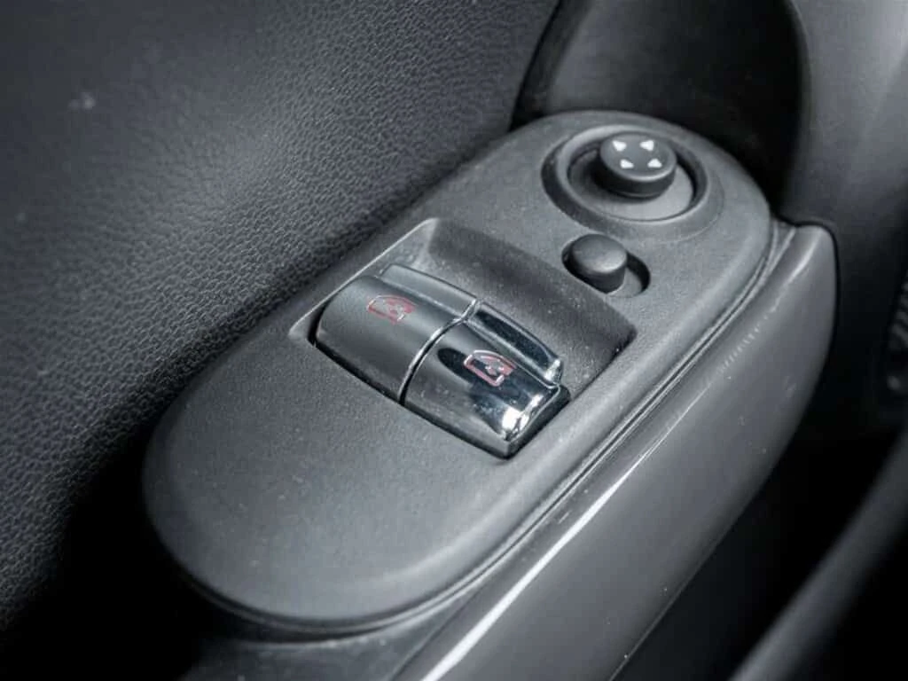 Mini Cooper * Фиксирана цена до БГ * От BMW * Един собственик , снимка 12 - Автомобили и джипове - 53819835