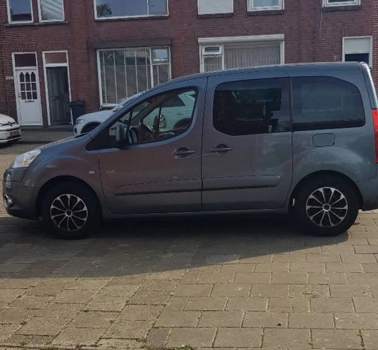 Peugeot Partner, снимка 3 - Автомобили и джипове - 53892110