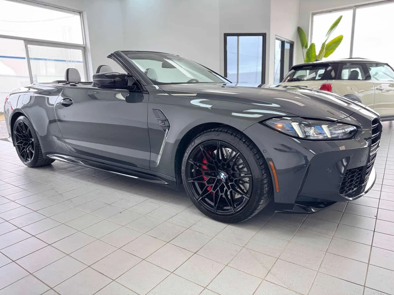 BMW M4 COMPETITION CABRIO * ДИСТРОНИК* 360 КАМЕРА* , снимка 4 - Автомобили и джипове - 54248752