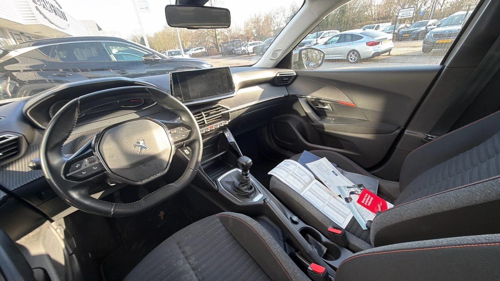 Peugeot 2008 1.5 HDI Active, снимка 7 - Автомобили и джипове - 54292432