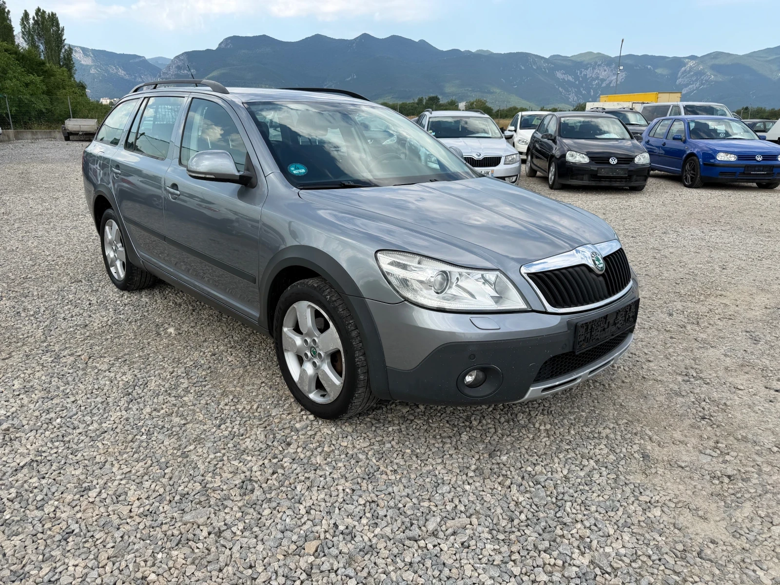 Skoda Octavia SCOUT 2.0TDI-140PS-4X4, снимка 3 - Автомобили и джипове - 55095907