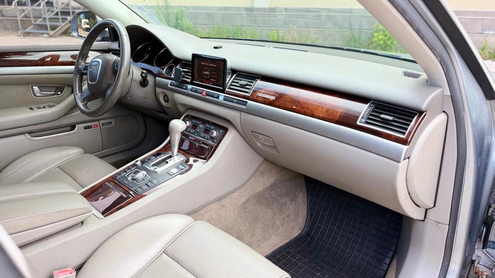 Audi A8 3.0TDI QUATTRO_ FACELIFT, снимка 13 - Автомобили и джипове - 55118149