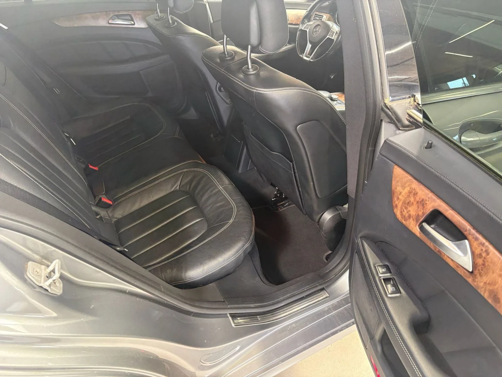 Mercedes-Benz CLS 350 d | 7G-Tronic | 4 Matic | AMG Line | Panorama, снимка 12 - Автомобили и джипове - 55249462