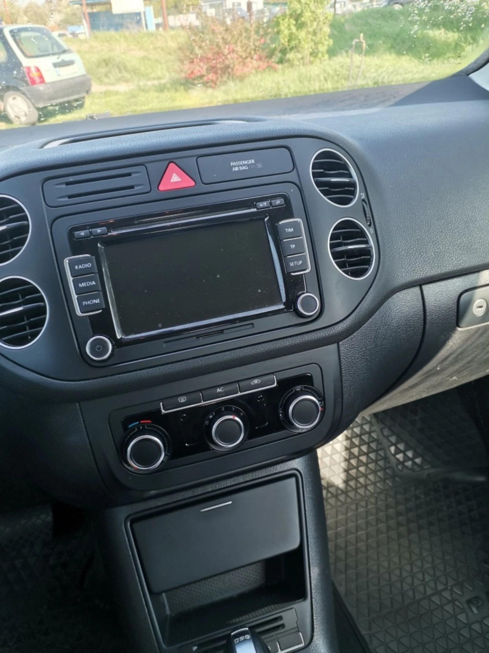 VW Golf Plus 1.6 tdi DSG, снимка 5 - Автомобили и джипове - 55539628