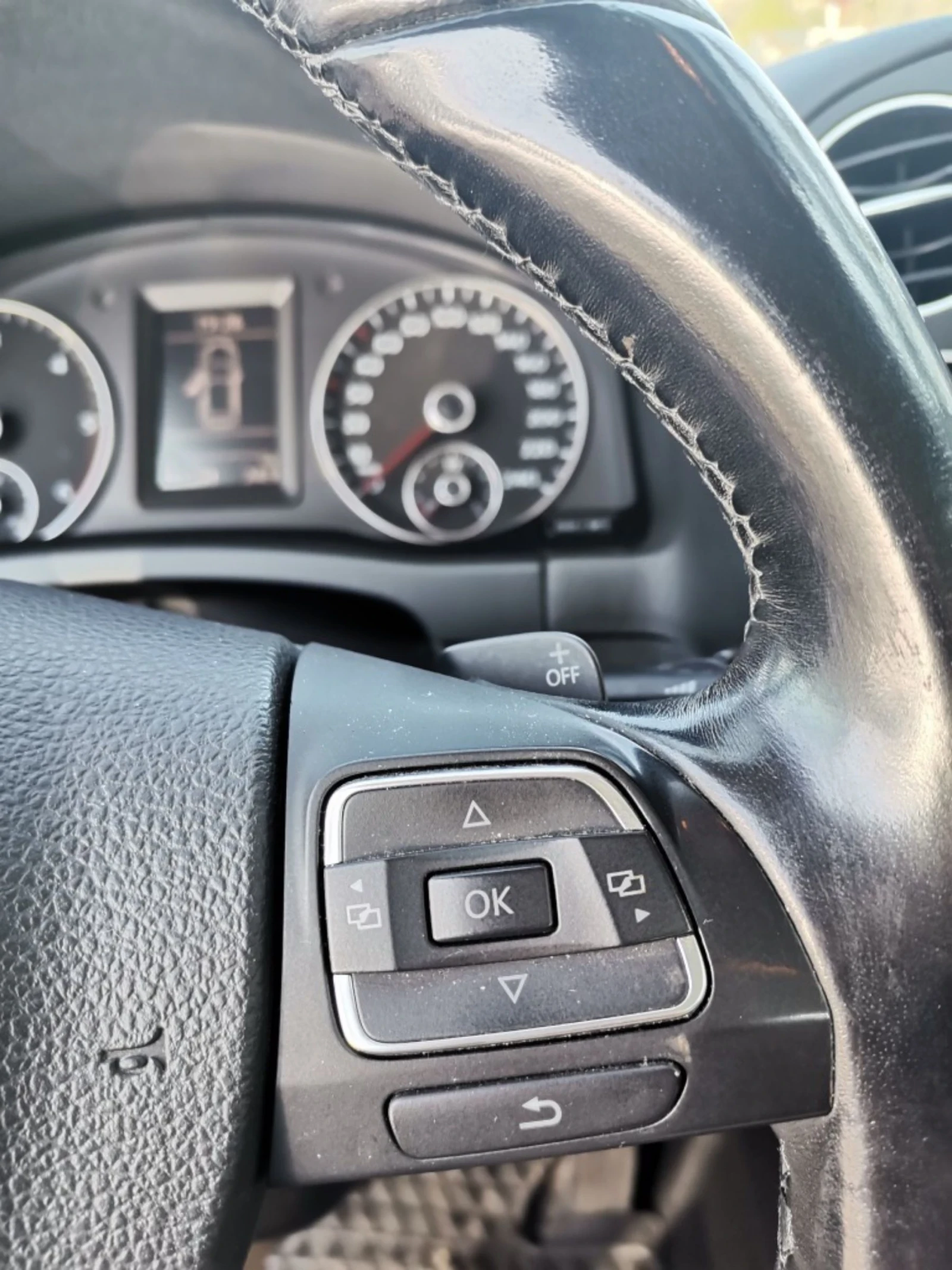 VW Golf Plus 1.6 tdi DSG, снимка 8 - Автомобили и джипове - 55539628